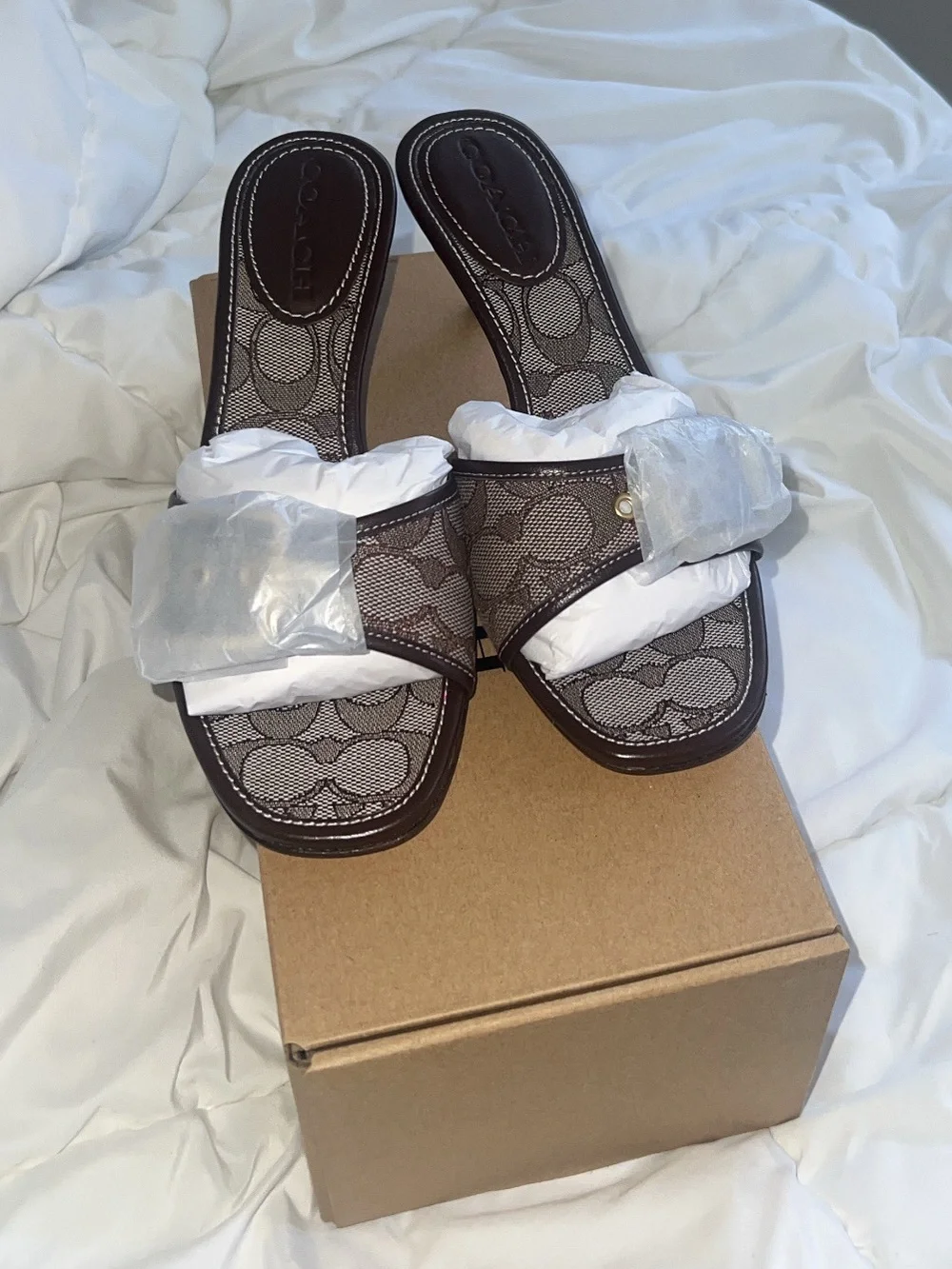 Viral COACH Women's Brown Signature Kitten Heel Sandals with Buckle